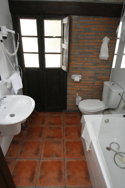 Apartamentos Camino del Norte Cóbreces Exterior foto